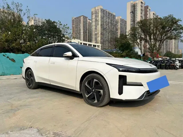 Geely Galaxy L6 — Фото автомобиля 3