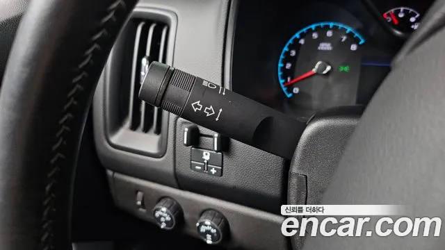 Chevrolet Colorado — Фото автомобиля 16