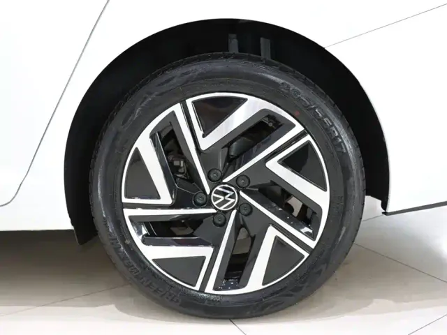 Volkswagen Sagitar — Фото автомобиля 20