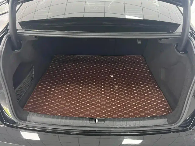 Audi A6L — Фото автомобиля 16