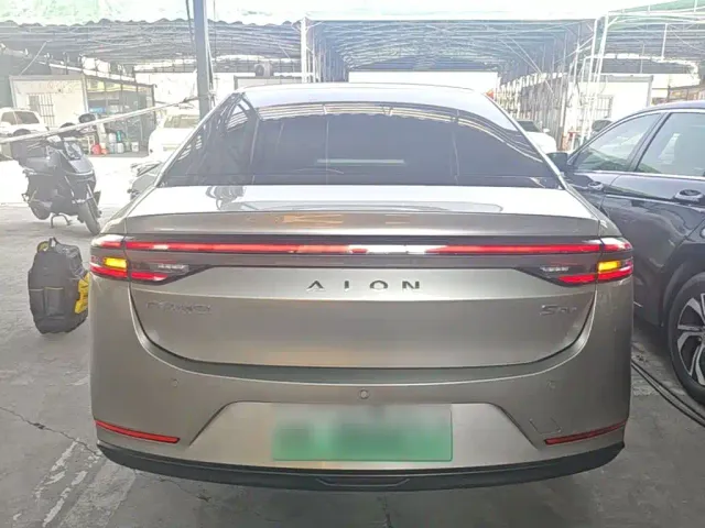 GAC Aion S Plus — Фото автомобиля 5
