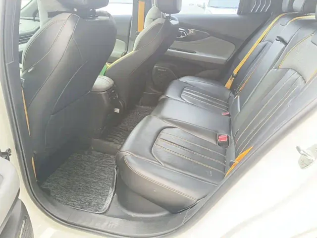 GAC Trumpchi Emkoo — Фото автомобиля 16