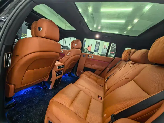 Li Auto L7 — Фото автомобиля 11