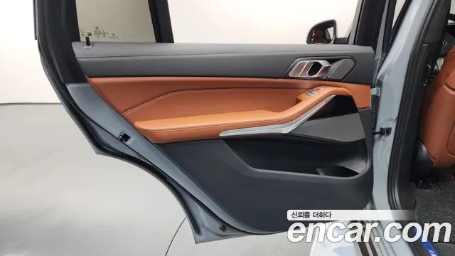 BMW X7 — Фото автомобиля 21