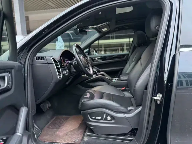Porsche Cayenne New Energy 2021 Cayenne E-Hybrid 2.0T — Фото автомобиля 7