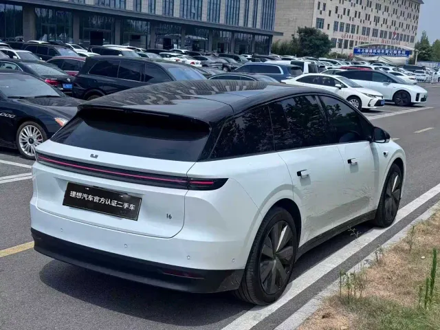 Li Auto i6 — Фото автомобиля 6