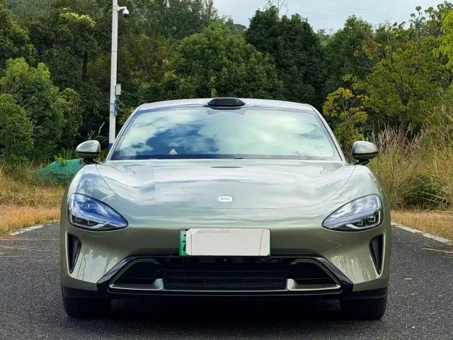 Xiaomi SU7 — Фото автомобиля 2