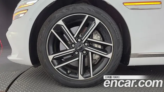 Genesis G80 Бензин 2.5 турбо AWD — Фото автомобиля 5