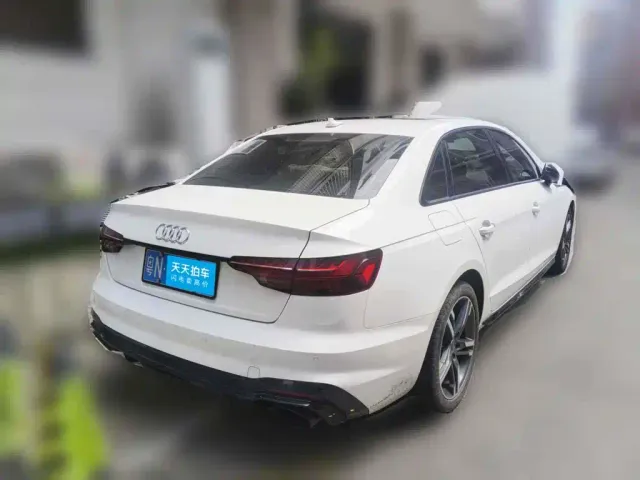 Audi A4L — Фото автомобиля 2