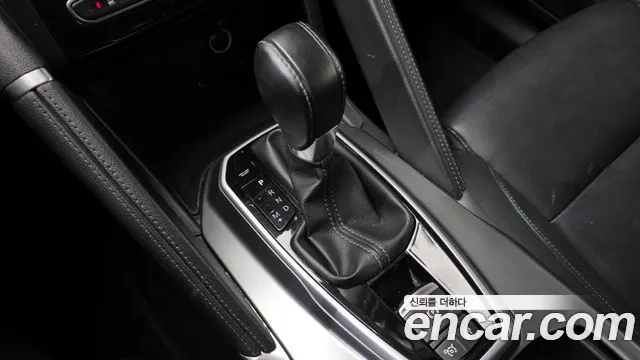 Renault-KoreaSamsung QM6 Новый QM6 2.0 GDe LE Signature 2WD — Фото автомобиля 4