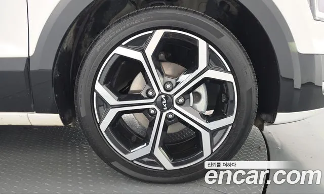 Kia Niro The All New — Фото автомобиля 6