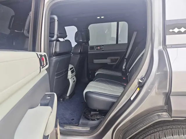 BYD FangChengBao Leopard 5 — Фото автомобиля 6