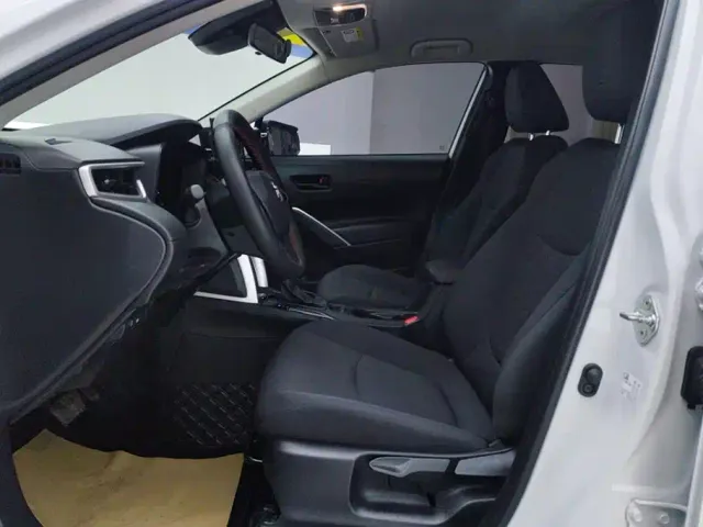 Toyota Corolla Cross — Фото автомобиля 9