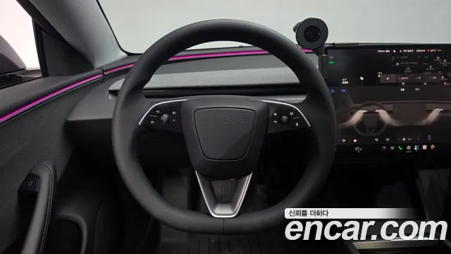 Tesla Model 3 — Фото автомобиля 19