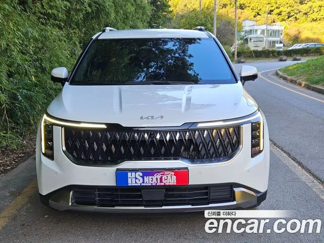 Kia Carnival — Фото автомобиля 2