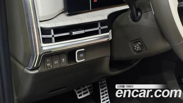 Hyundai Santa Fe MX5 — Фото автомобиля 22