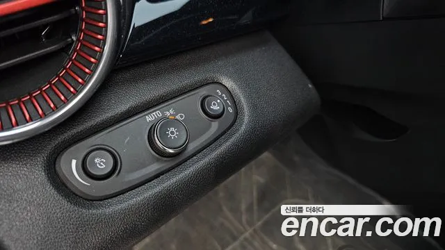 ChevroletGMDaewoo Trax Trax Кроссовер — Фото автомобиля 19