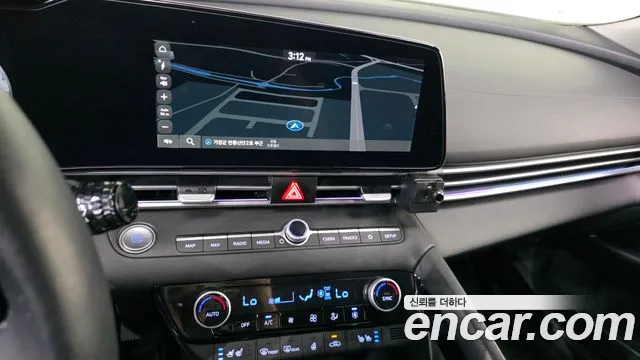 Hyundai Avante CN7 — Фото автомобиля 13