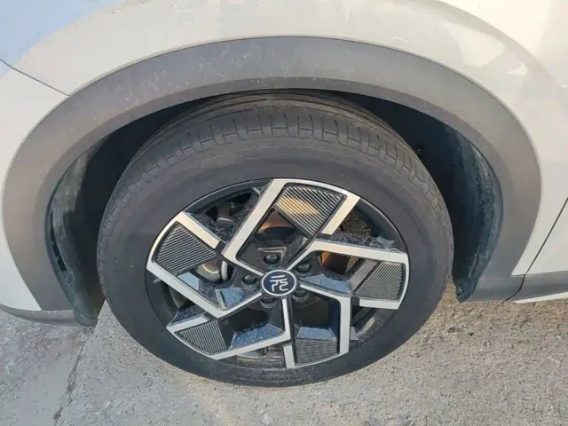 BYD Yuan PLUS — Фото автомобиля 24