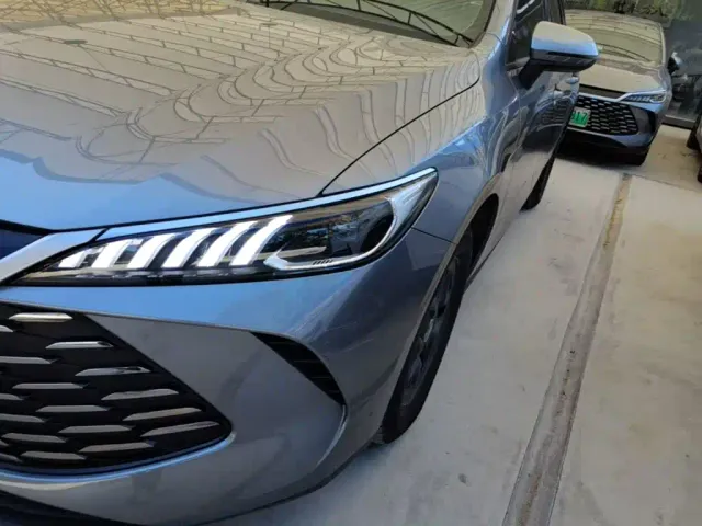 BYD Qin PLUS — Фото автомобиля 23