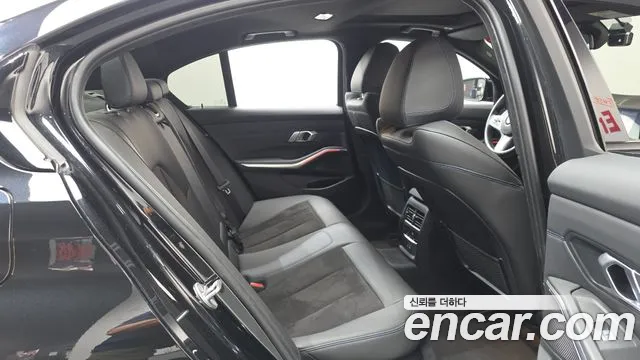 BMW 3-Series 3 серия (G20) 320i M Sport — Фото автомобиля 11