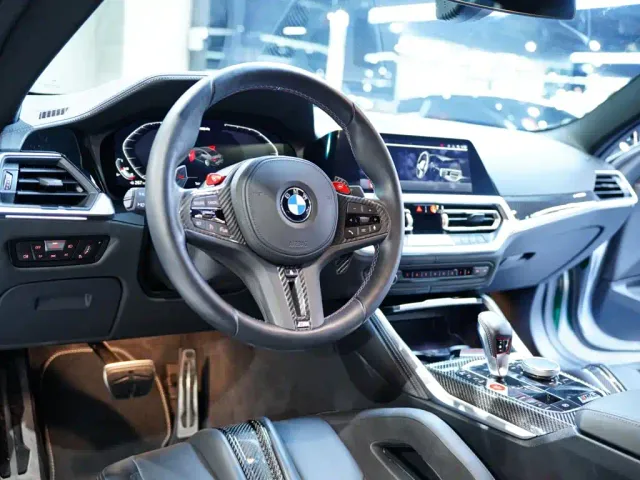 BMW M4 — Фото автомобиля 25