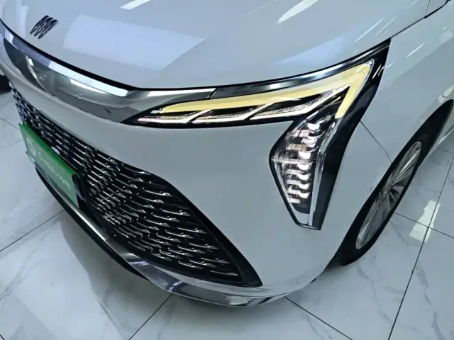 Buick Century 2023 2.0T 6-Seat World Edition — Фото автомобиля 23