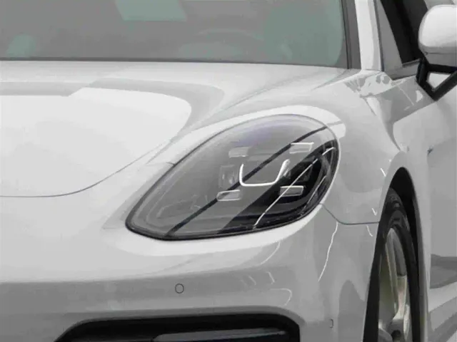 Porsche Panamera — Фото автомобиля 3