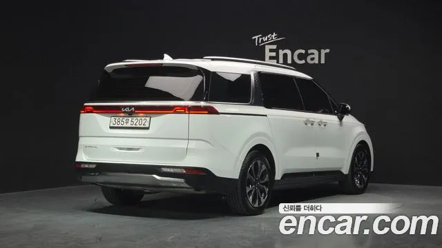 Kia Canival Carnival 4 поколение Дизель 7 мест Signature — Фото автомобиля 2