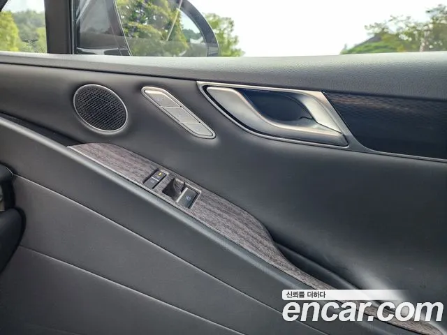 Genesis G80 RG3 — Фото автомобиля 16