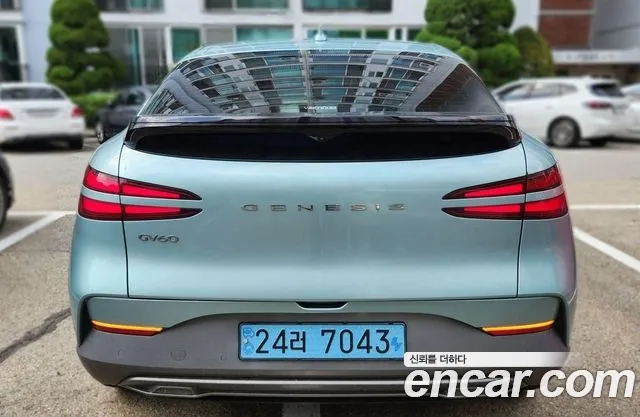 Genesis GV60 — Фото автомобиля 4