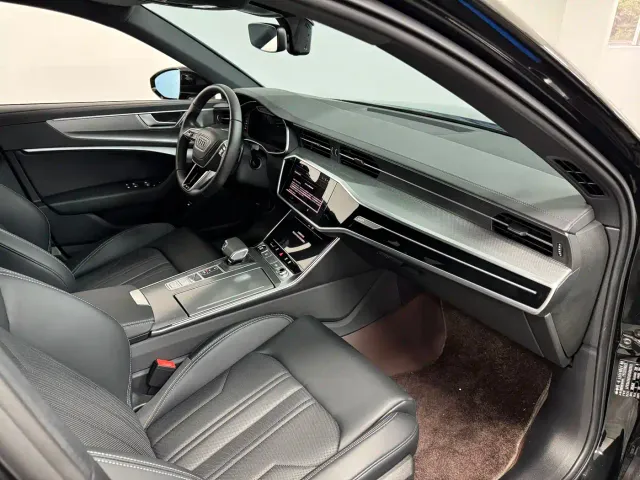 Audi A6L — Фото автомобиля 14
