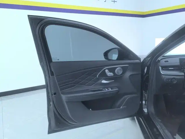 Chery Arrizo 8 PRO — Фото автомобиля 7