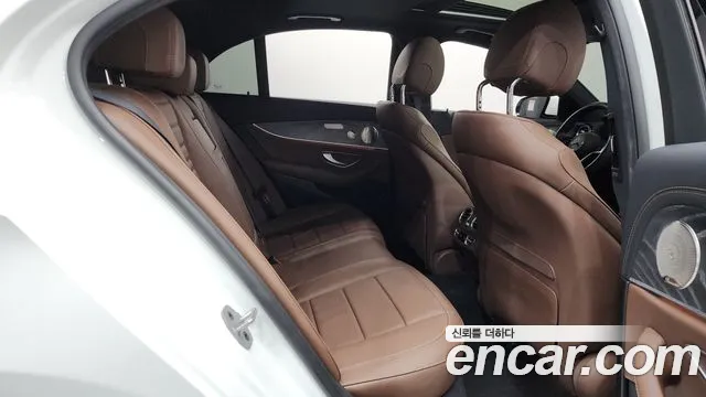 Mercedes-Benz E-Class E-класс W213 E350 4MATIC Avantgarde — Фото автомобиля 10