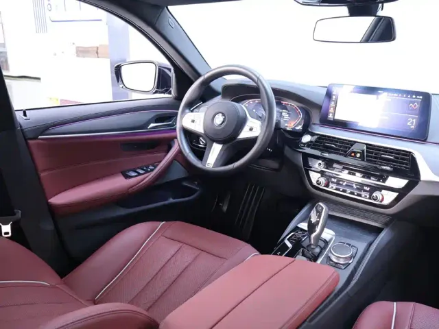 BMW 5 Series — Фото автомобиля 14