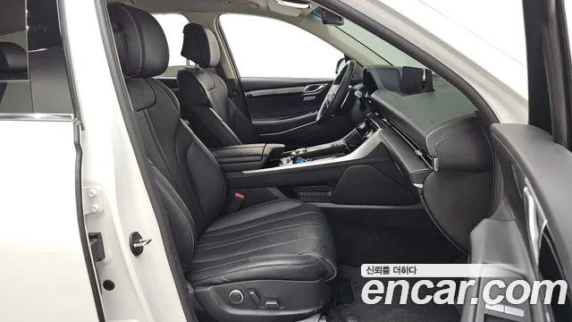 Genesis GV80 2.5T Бензин AWD — Фото автомобиля 12