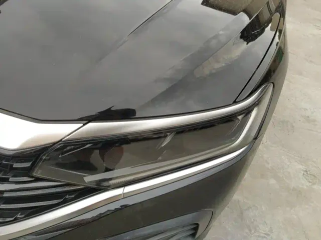 Volkswagen Passat — Фото автомобиля 5