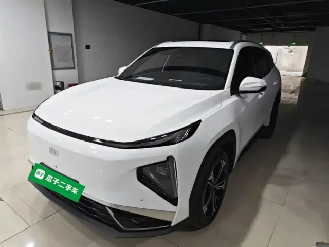 Фотография автомобиля — Geely Galaxy L7