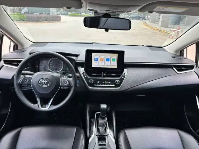 Toyota Corolla — Фото автомобиля 5