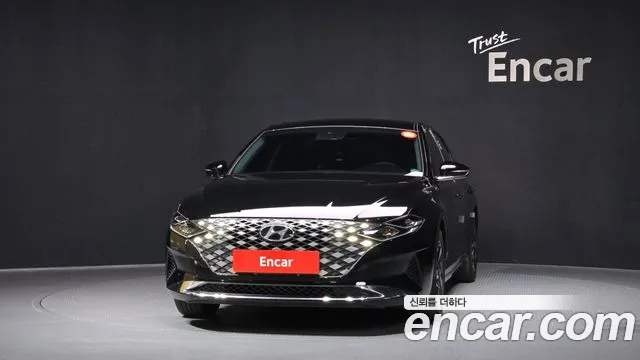 Hyundai Grandeur — Фото автомобиля 3