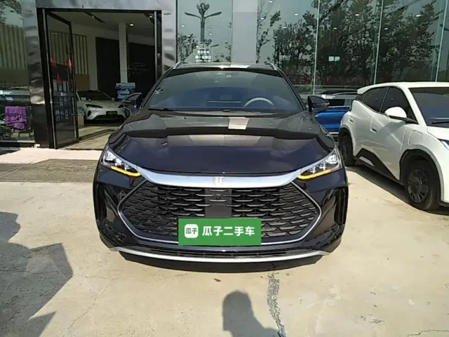 BYD Tang — Фото автомобиля 2