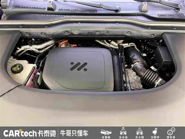 IM Motors LS9 — Фото автомобиля 26