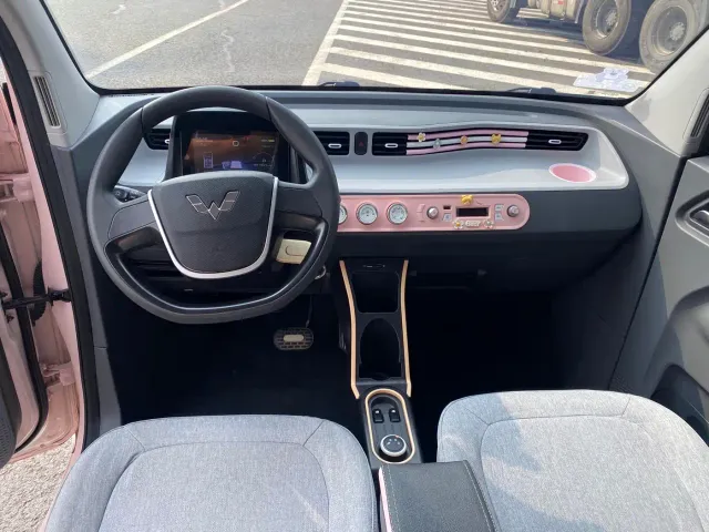 Wuling Hongguang Mini EV — Фото автомобиля 11