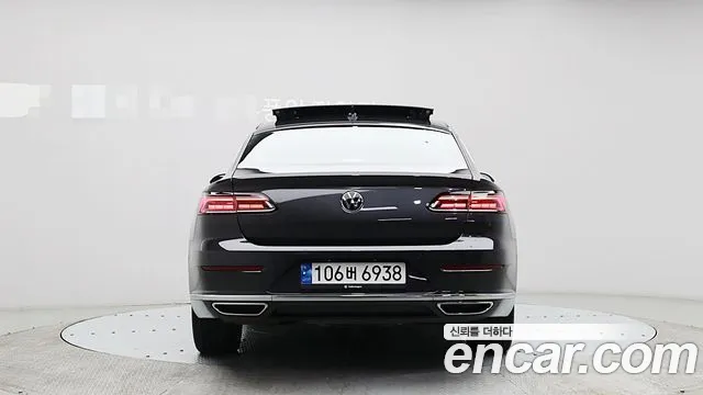 Volkswagen Arteon — Фото автомобиля 4