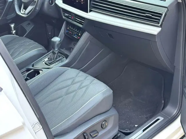Volkswagen Tiguan L — Фото автомобиля 8