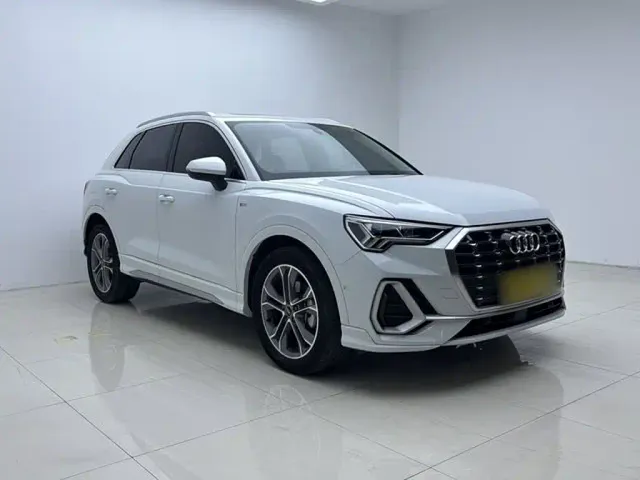 Audi Q3 — Фото автомобиля 4
