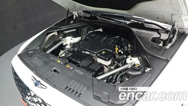 Genesis GV80 — Фото автомобиля 9