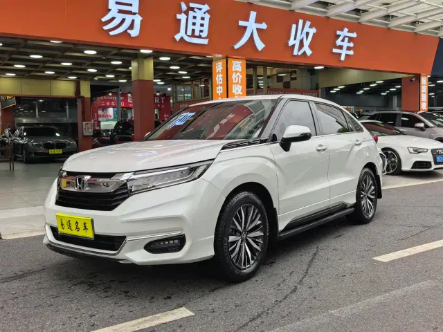 Фотография автомобиля — Honda Avancier