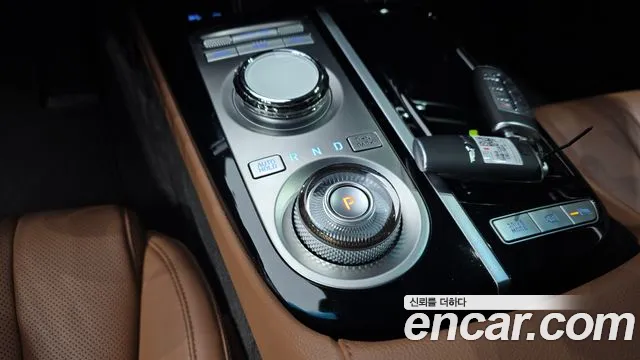 Genesis G80 Бензин 2.5 турбо AWD — Фото автомобиля 9