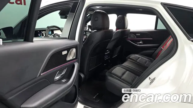 Mercedes-Benz GLE-Class — Фото автомобиля 12